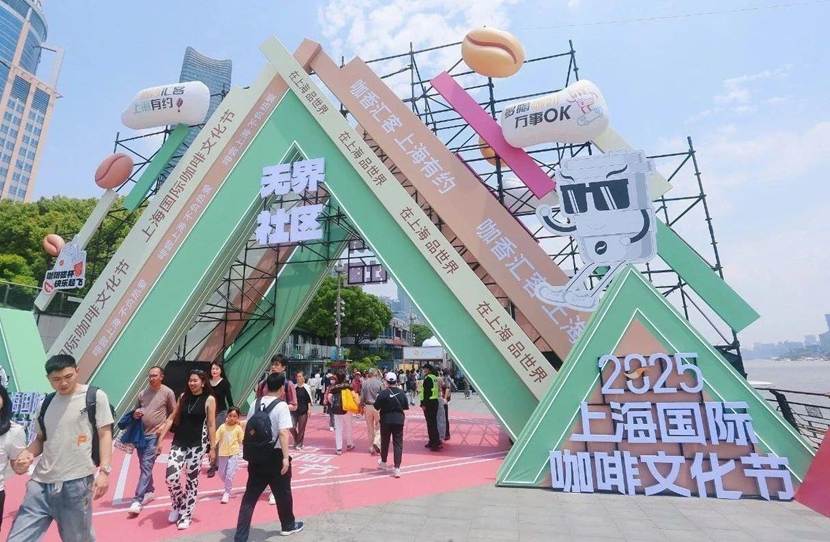 卡通人物 AI 生成的内容可能不正确。